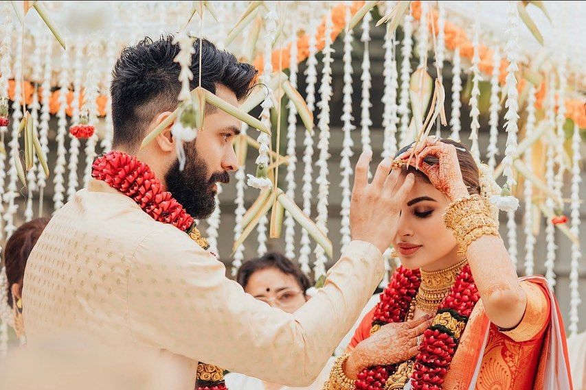 From Farhan Akhtar-Shibani Dandekar to Katrina Kaif-Vicky Kaushal & RajKummar Rao-Patralekhaa: These 9 Wedding Portraits Have Our Hearts