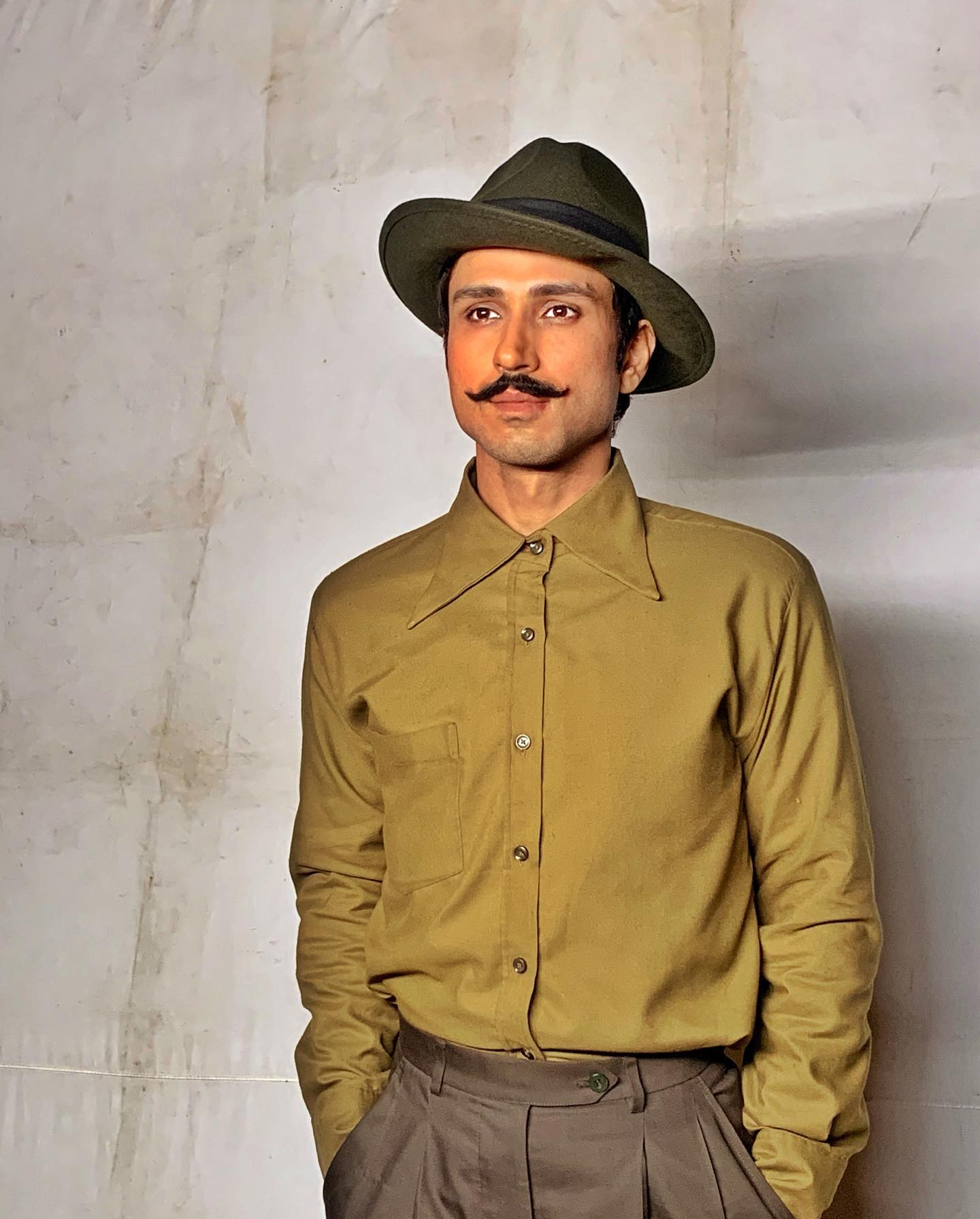 From His Imaginary World As Rishi Kapoor's Son To Hesitating To Do 'Sardar Udham': 5 Secrets Of Amol Parashar We Learnt From His Recent Chat